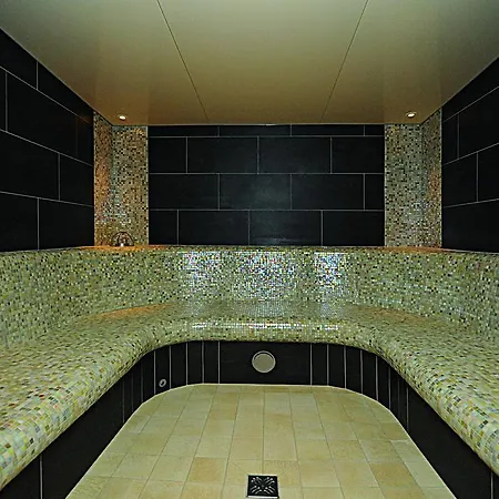 Koenig - Joker Card Included In Summer Hotel 3*