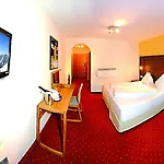 Hotel Konig
